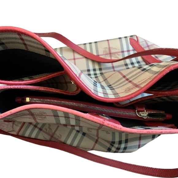 Burberry Vintage Large Tote - Picture 4 of 6